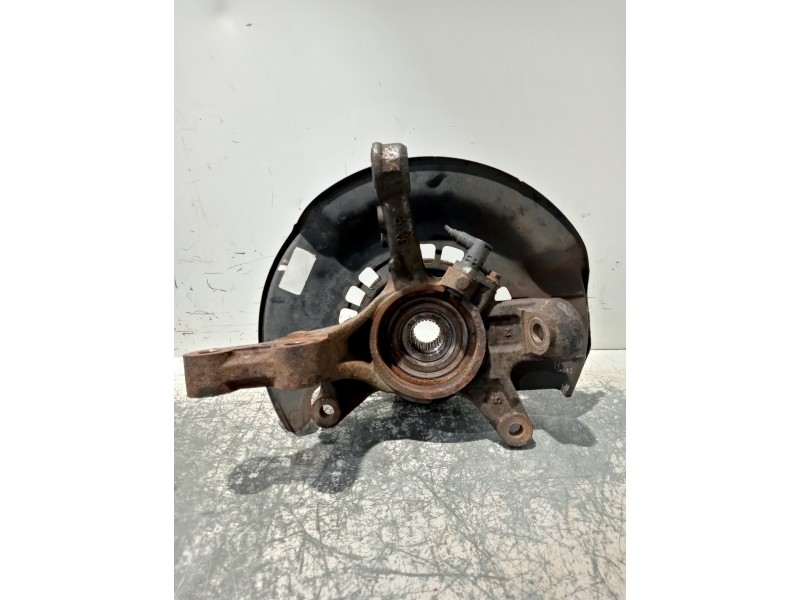 Recambio de mangueta delantera derecha para toyota rav 4 (a2) 2.0 16v cat referencia OEM IAM   