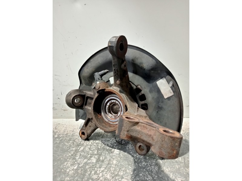 Recambio de mangueta delantera izquierda para toyota rav 4 (a2) 2.0 16v cat referencia OEM IAM   