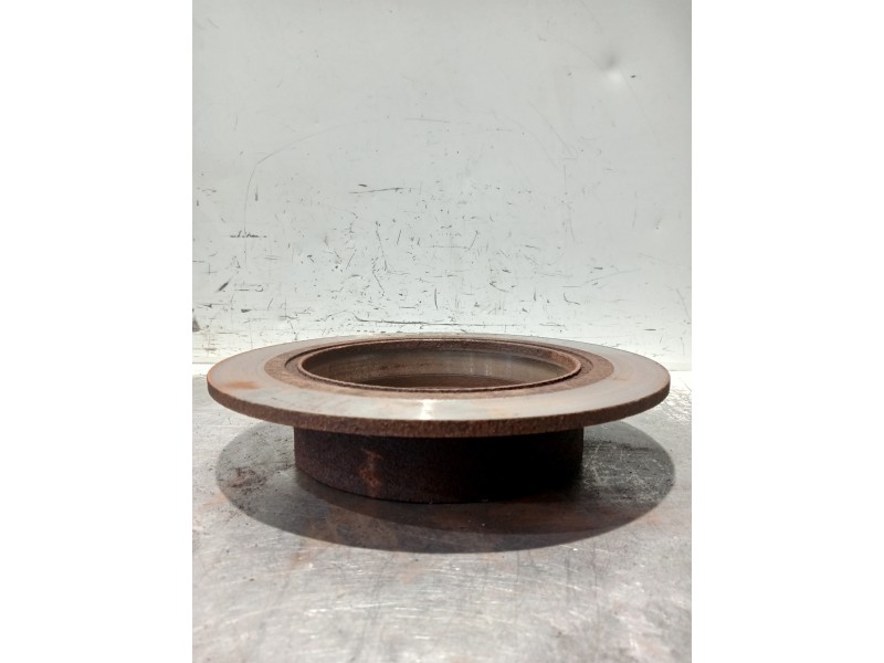 Recambio de disco freno trasero para toyota rav 4 (a2) 2.0 16v cat referencia OEM IAM   