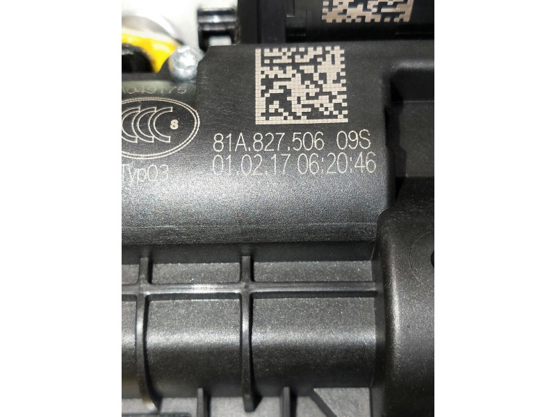 Recambio de motor cierre centralizado porton para audi a4 avant (8w5) sport edition quattro referencia OEM IAM 81A812750609S  5P