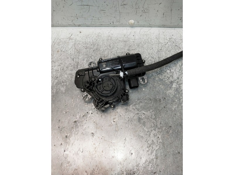 Recambio de motor cierre centralizado porton para audi a4 avant (8w5) sport edition quattro referencia OEM IAM 3V5827887A  5P