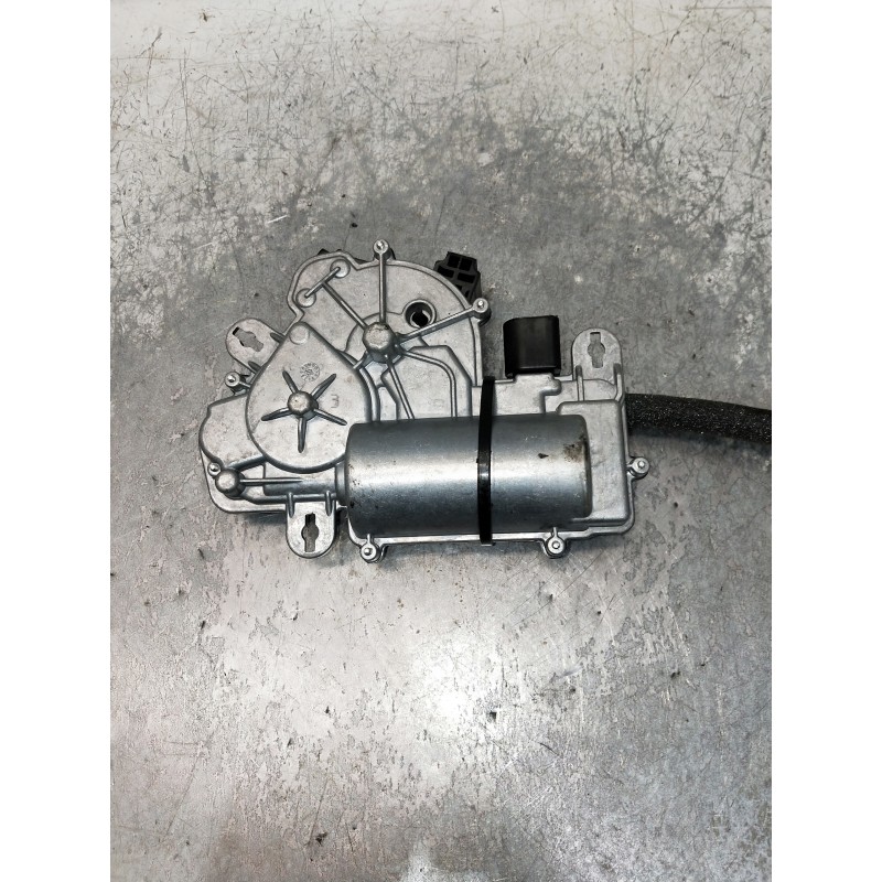 Recambio de motor cierre centralizado porton para audi a4 avant (8w5) sport edition quattro referencia OEM IAM 3V5827887A  5P
