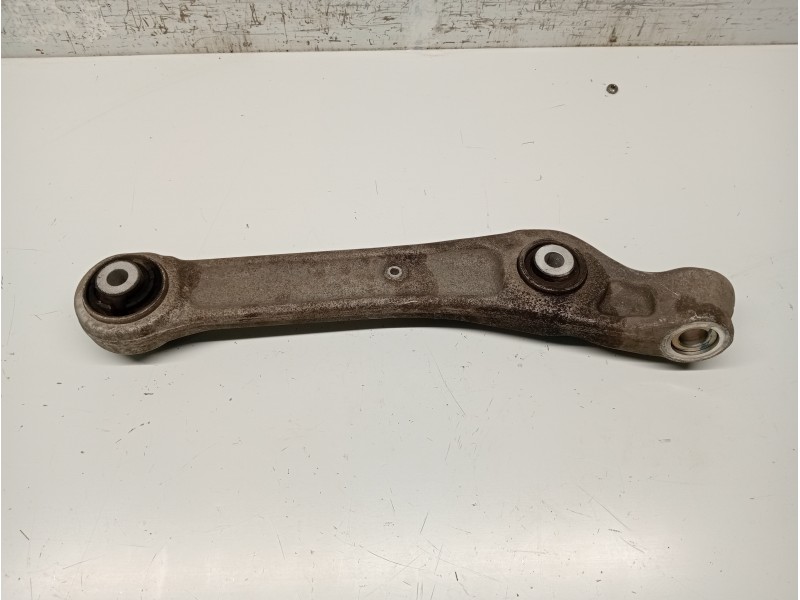 Recambio de brazo suspension inferior delantero derecho para audi a4 avant (8w5) sport edition quattro referencia OEM IAM 8W0407