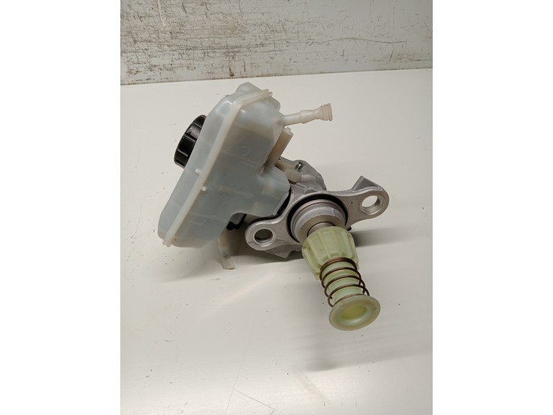 Recambio de bomba freno para audi a4 avant (8w5) sport edition quattro referencia OEM IAM 8W0611301  