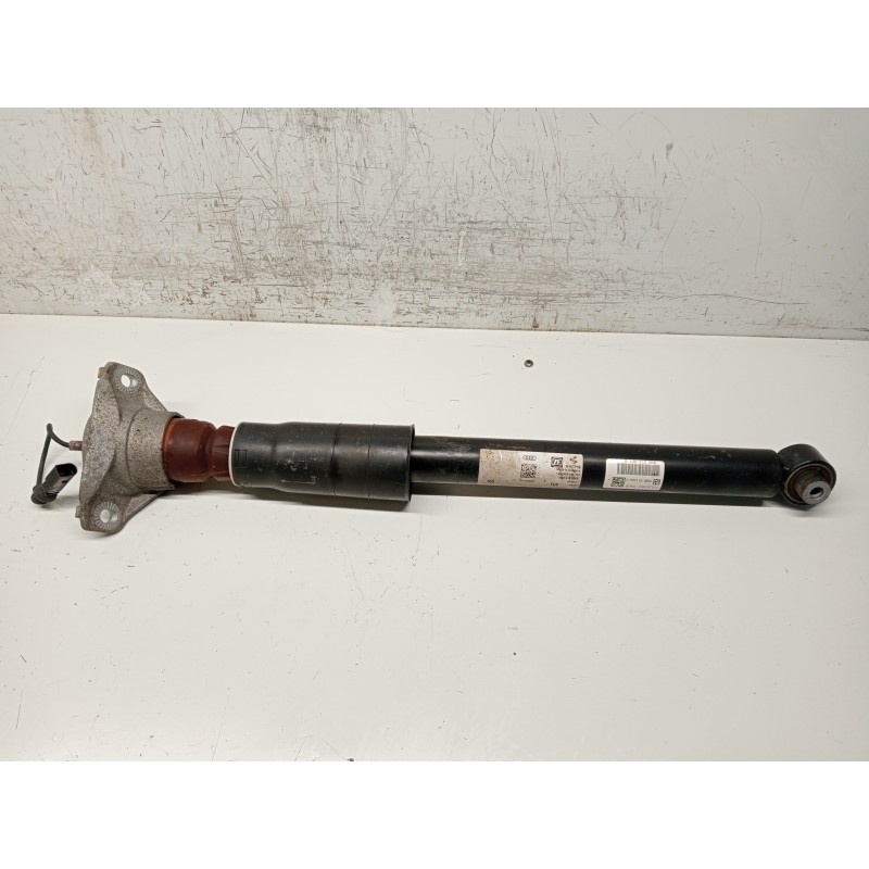 Recambio de amortiguador trasero derecho para audi a4 avant (8w5) sport edition quattro referencia OEM IAM 8W0616025E 8W0513021M