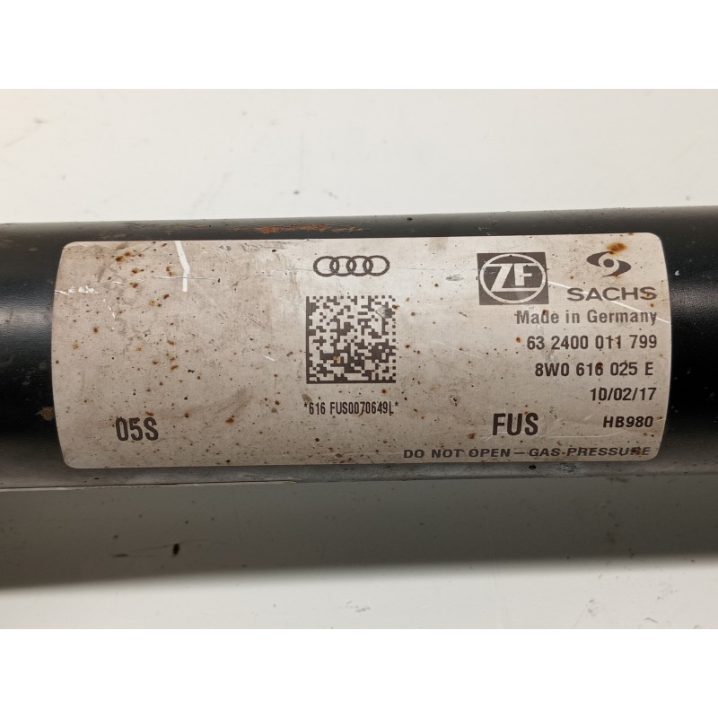 Recambio de amortiguador trasero derecho para audi a4 avant (8w5) sport edition quattro referencia OEM IAM 8W0616025E 8W0513021M