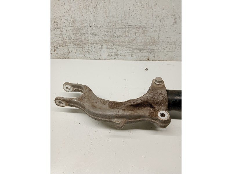 Recambio de amortiguador delantero derecho para audi a4 avant (8w5) sport edition quattro referencia OEM IAM 8W0413029K  