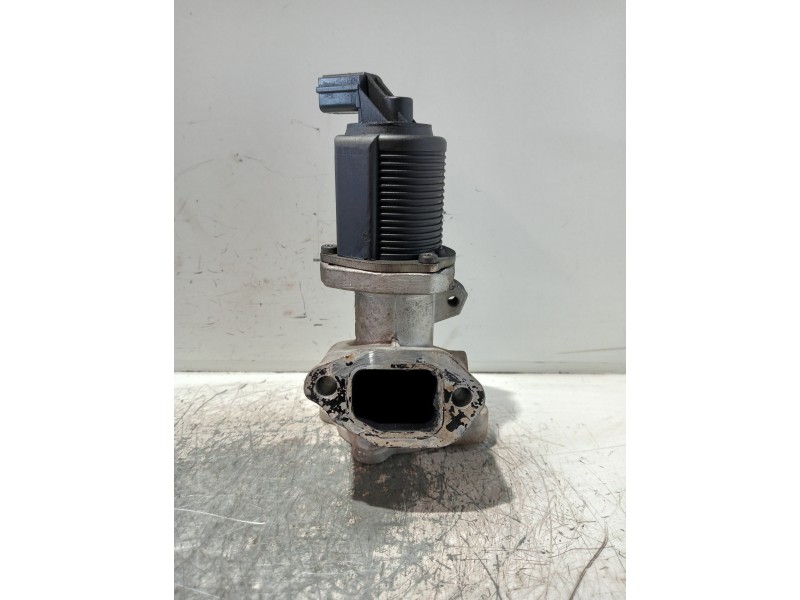 Recambio de valvula egr para opel corsa d cosmo referencia OEM IAM 55219490  