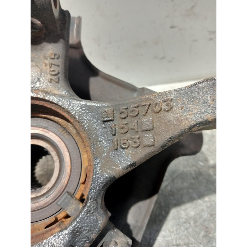 Recambio de mangueta delantera izquierda para opel corsa d cosmo referencia OEM IAM 55703154163 55700932 