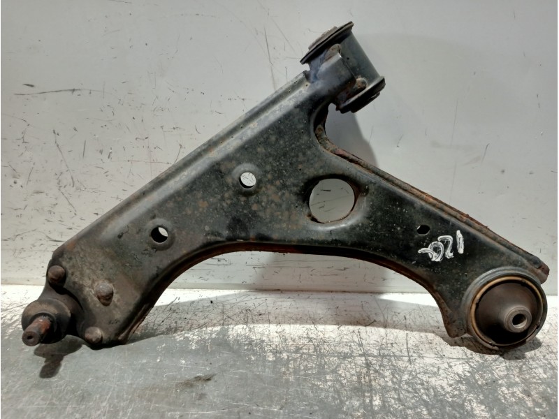 Recambio de brazo suspension inferior delantero izquierdo para opel corsa d cosmo referencia OEM IAM   