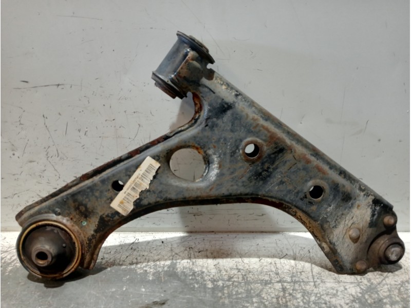 Recambio de brazo suspension inferior delantero izquierdo para opel corsa d cosmo referencia OEM IAM   