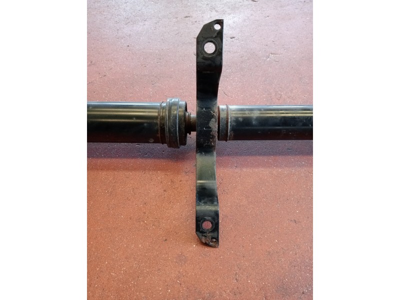 Recambio de transmision central para audi a4 avant (8w5) sport edition quattro referencia OEM IAM 8W0521101C  