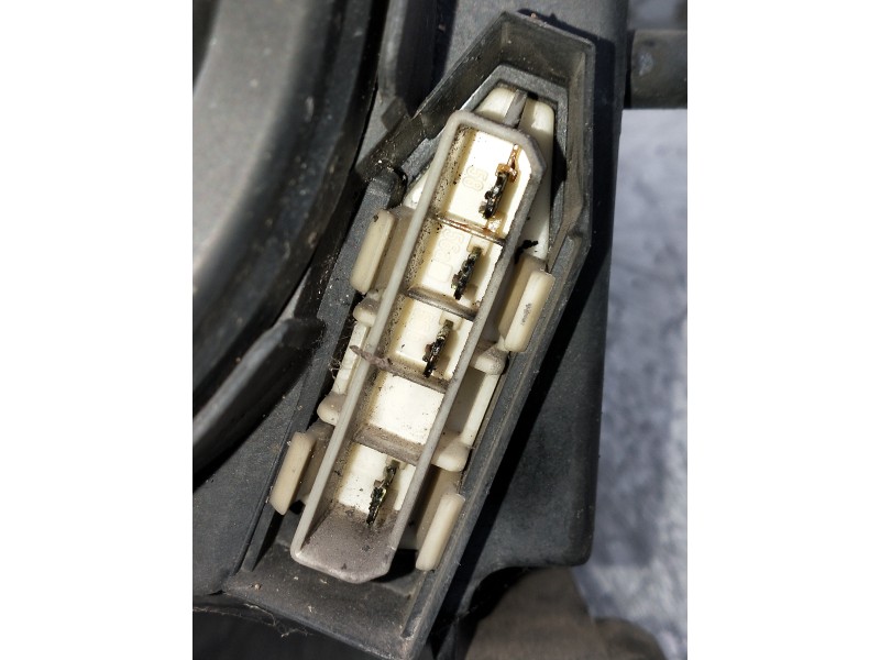 Recambio de faro derecho para ford sierra berlina referencia OEM IAM   