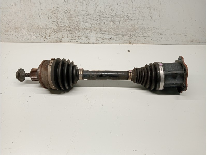 Recambio de transmision delantera izquierda para audi a4 avant (8w5) sport edition quattro referencia OEM IAM 8W0407271E  
