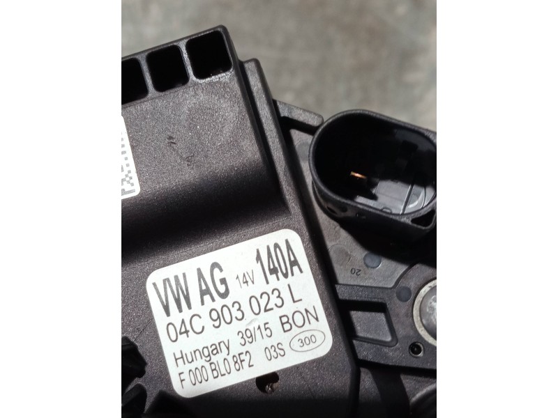 Recambio de alternador para volkswagen scirocco (138) referencia OEM IAM 04C903023L  