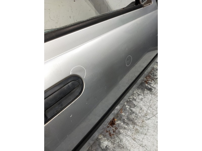 Recambio de puerta delantera derecha para nissan sunny berlina (n14) referencia OEM IAM   4P