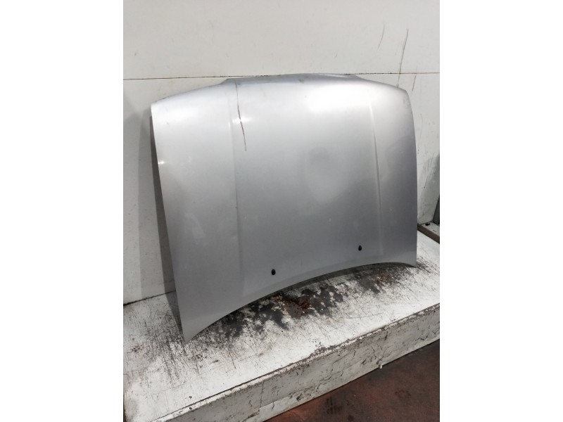 Recambio de capot para nissan sunny berlina (n14) referencia OEM IAM   