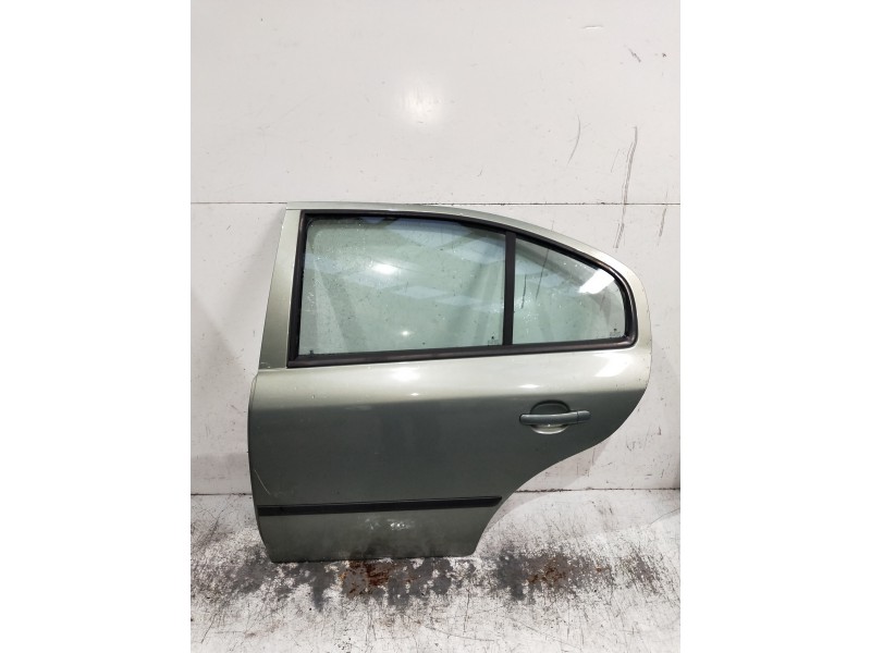 Recambio de puerta trasera izquierda para skoda octavia berlina (1u2) referencia OEM IAM   5P