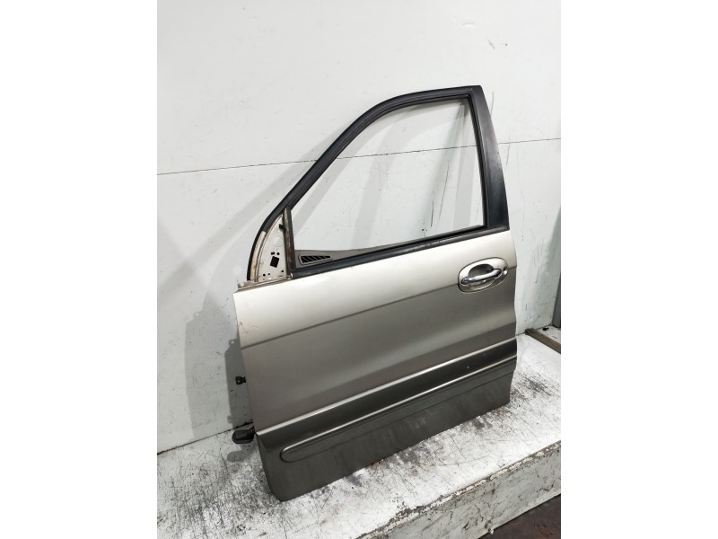 Recambio de puerta delantera izquierda para kia carnival td ls referencia OEM IAM   5P