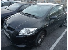 toyota auris del año 2009