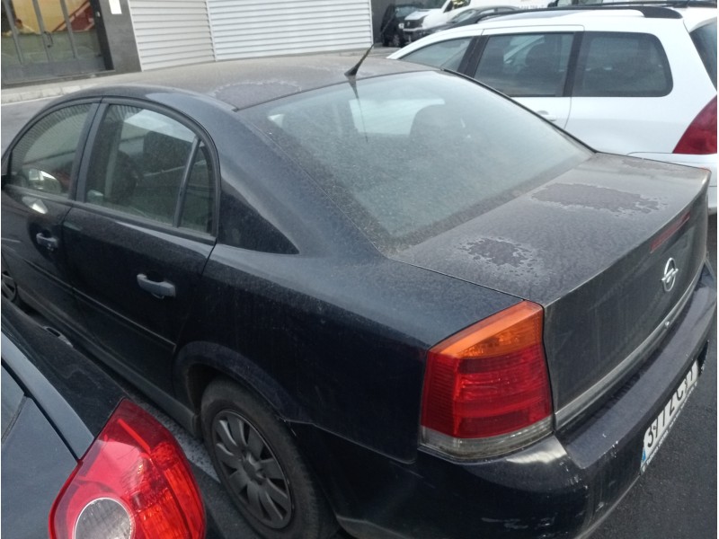 opel vectra c berlina del año 2002