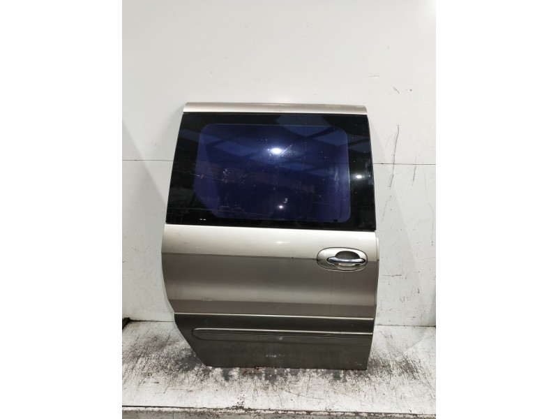 Recambio de puerta lateral corredera derecha para kia carnival td ls referencia OEM IAM   5P