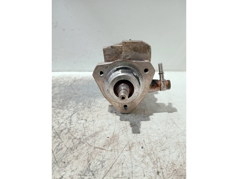 Recambio de bomba inyeccion para ssangyong actyon 2.0 td cat referencia OEM IAM A6650700401 R9044Z162A 