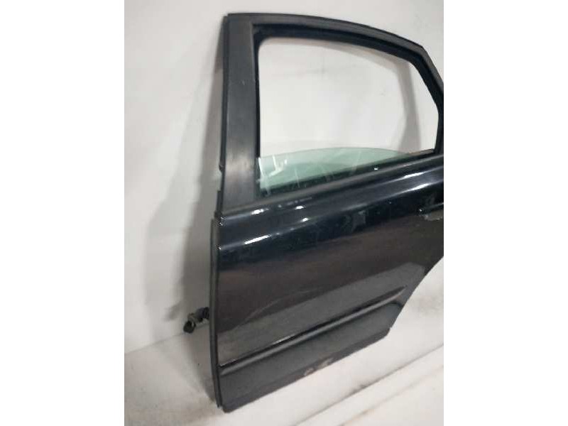 Recambio de puerta trasera izquierda para volvo s40 berlina referencia OEM IAM   