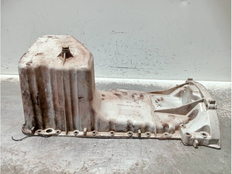 Recambio de carter para ssangyong actyon 2.0 td cat referencia OEM IAM A6640100813SB  