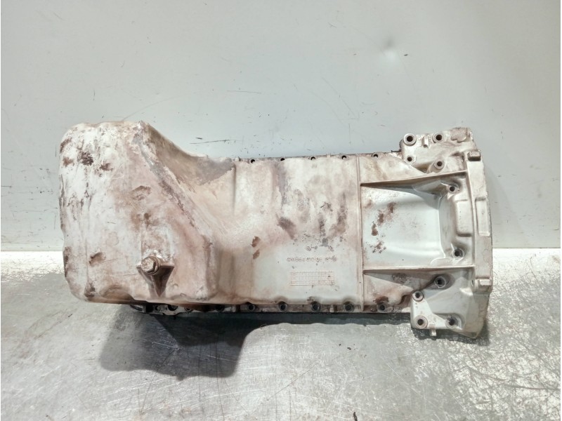 Recambio de carter para ssangyong actyon 2.0 td cat referencia OEM IAM A6640100813SB  