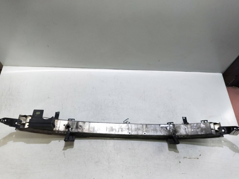 Recambio de refuerzo paragolpes delantero para mercedes clase c (w203) berlina 2.2 cdi cat referencia OEM IAM   