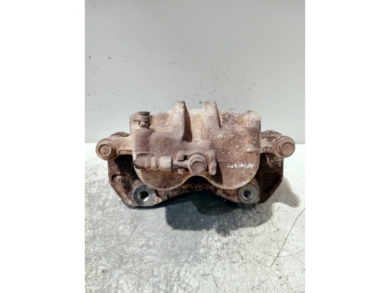 Recambio de pinza freno delantera izquierda para ssangyong actyon 2.0 td cat referencia OEM IAM BC140112  