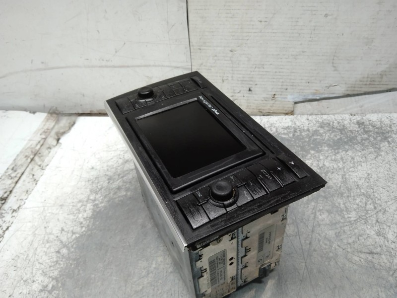 Recambio de sistema navegacion gps para audi a4 avant (8e) 1.9 tdi (96kw) referencia OEM IAM 8E0035192  