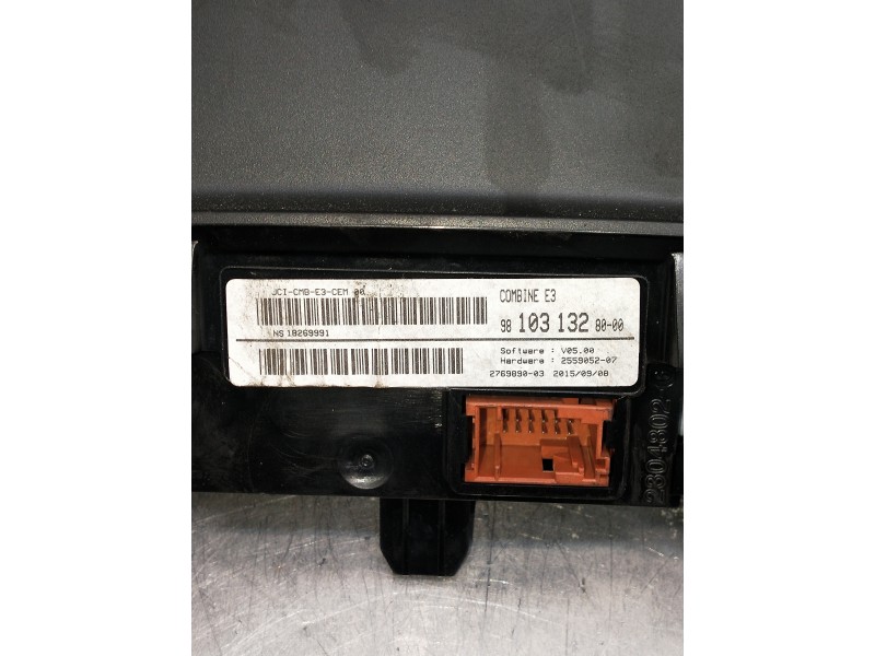 Recambio de pantalla multifuncion para citroen c4 cactus referencia OEM IAM 98009807  