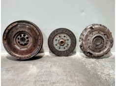 Recambio de kit embrague para ssangyong actyon 2.0 td cat referencia OEM IAM 3000951393 A6650302205 