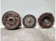 Recambio de kit embrague para ssangyong actyon 2.0 td cat referencia OEM IAM 3000951393 A6650302205  2