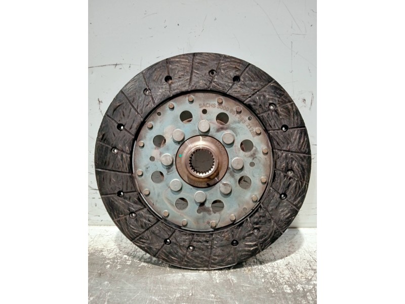 Recambio de kit embrague para ssangyong actyon 2.0 td cat referencia OEM IAM 3000951393 A6650302205 