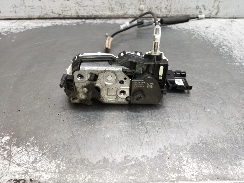 Recambio de motor cierre centralizado trasero derecho para citroen c4 cactus referencia OEM IAM   