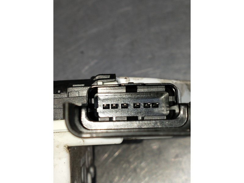 Recambio de motor cierre centralizado trasero izquierdo para citroen c4 cactus referencia OEM IAM   