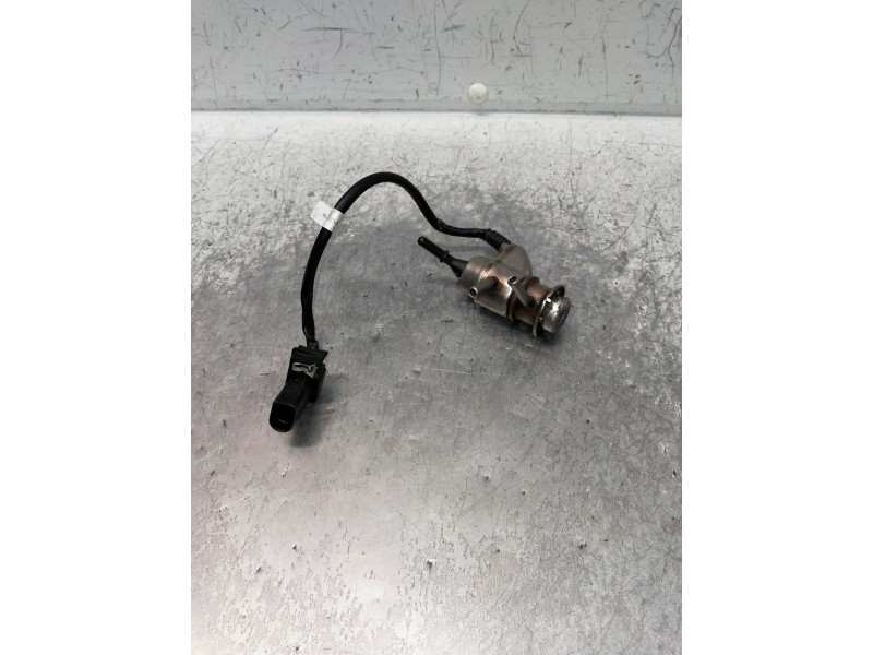 Recambio de inyector para audi a4 avant (8w5) sport edition quattro referencia OEM IAM 044025054 4G0131113D INYECTOR ADBLUE