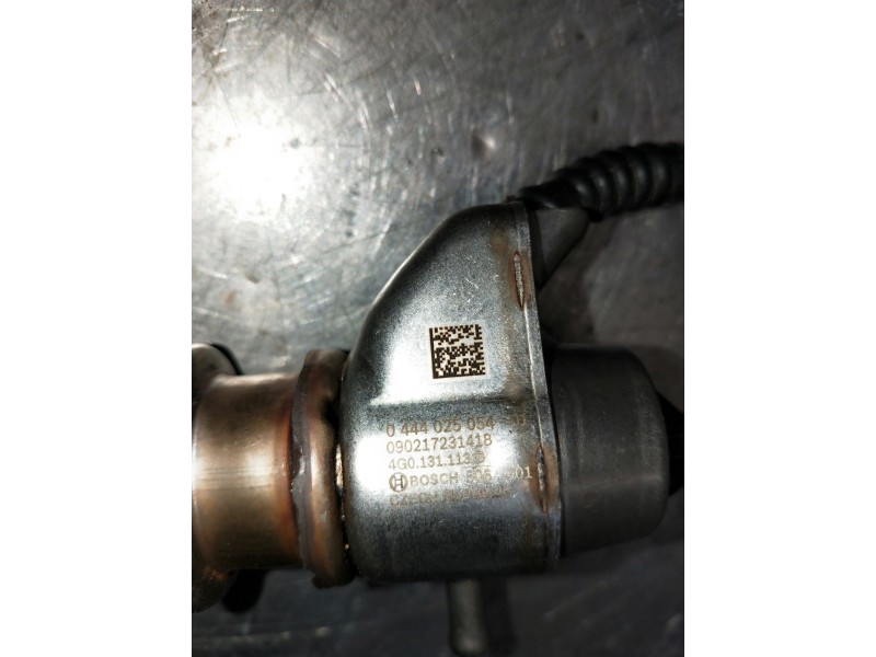 Recambio de inyector para audi a4 avant (8w5) sport edition quattro referencia OEM IAM 044025054 4G0131113D INYECTOR ADBLUE