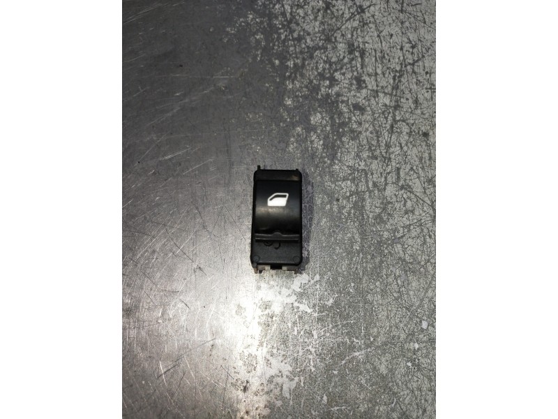 Recambio de mando elevalunas delantero derecho para citroen c4 cactus referencia OEM IAM 98016307ZD  