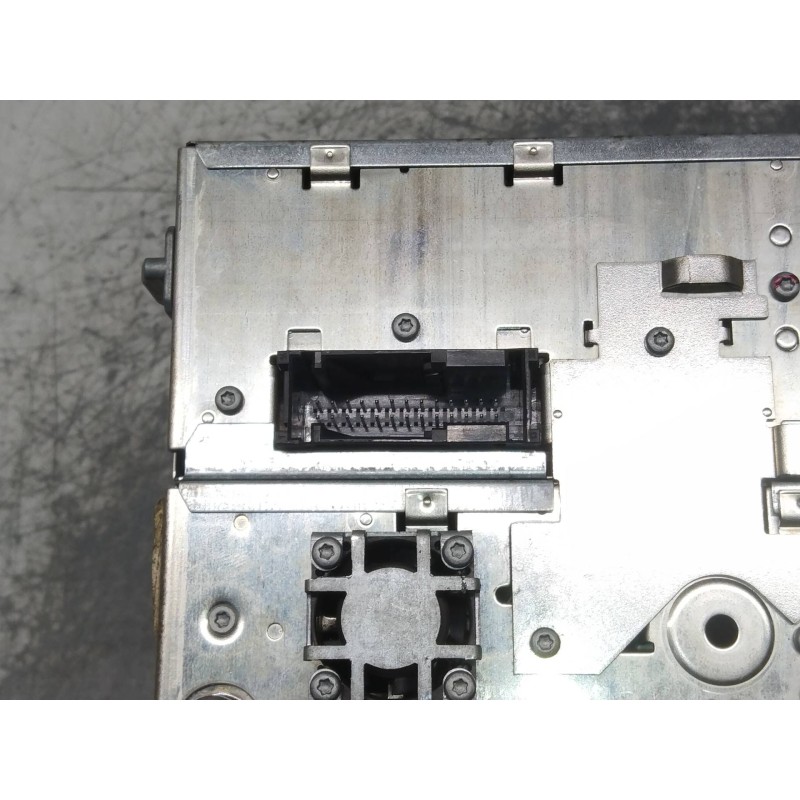 Recambio de sistema navegacion gps para audi a4 avant (8e) 1.9 tdi (96kw) referencia OEM IAM 8E0035192  