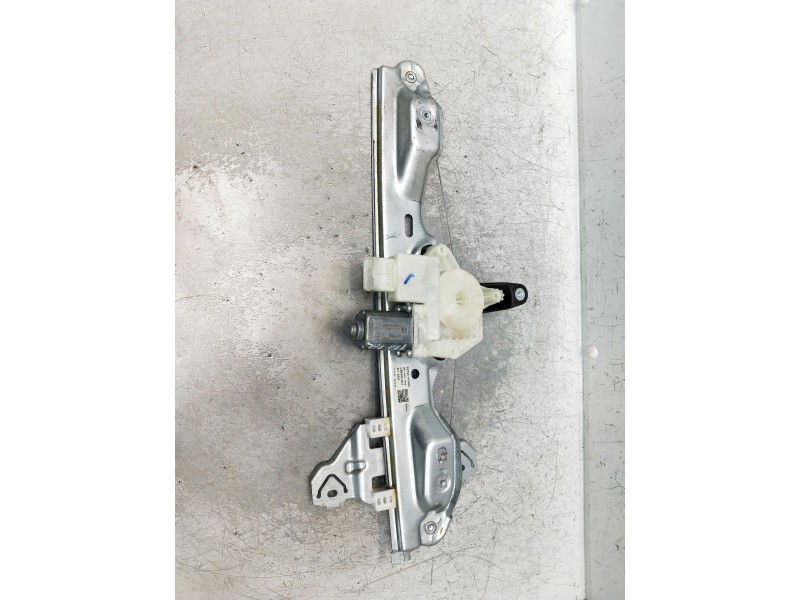 Recambio de elevalunas trasero derecho para nissan qashqai (j11) referencia OEM IAM 82700HV00D  5P