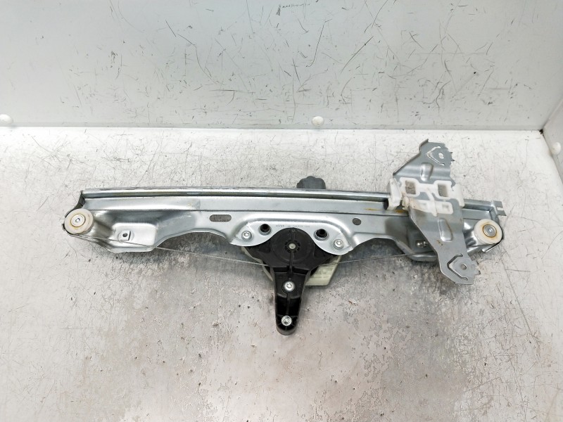 Recambio de elevalunas trasero derecho para nissan qashqai (j11) referencia OEM IAM 82700HV00D  5P