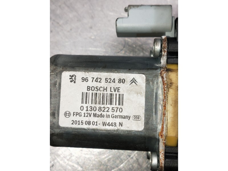 Recambio de elevalunas delantero derecho para citroen c4 cactus referencia OEM IAM 0130822570 9674252480 