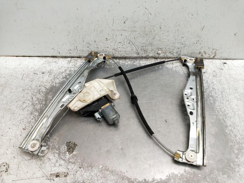 Recambio de elevalunas delantero izquierdo para citroen c4 cactus referencia OEM IAM 0130822571 9674252380 