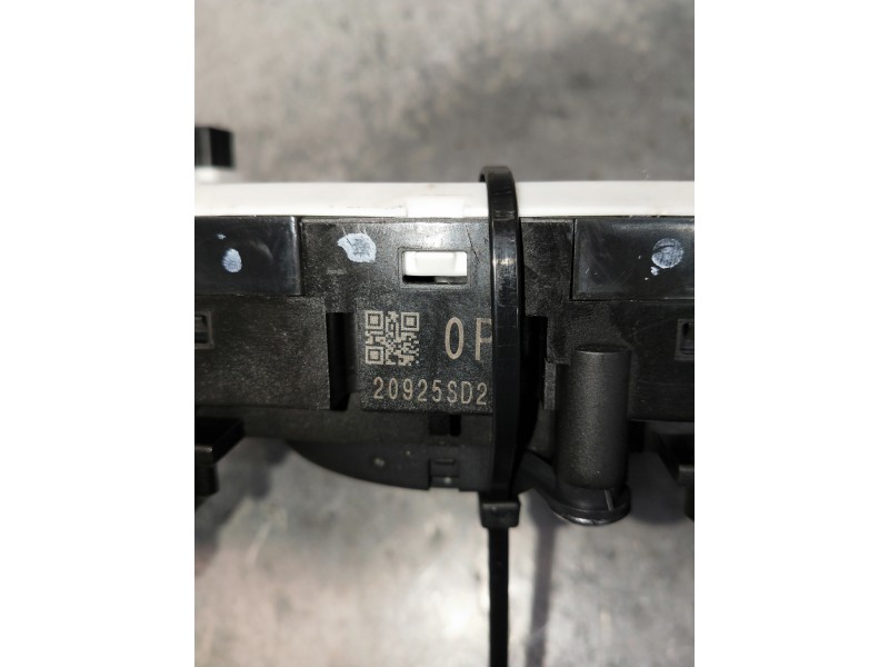 Recambio de mando luces para nissan qashqai (j11) referencia OEM IAM 0265019213 47945HP50A 20925SD2