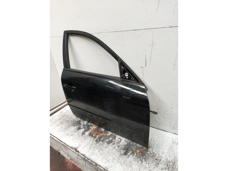 Recambio de puerta delantera derecha para hyundai sonata (nf) referencia OEM IAM   4P