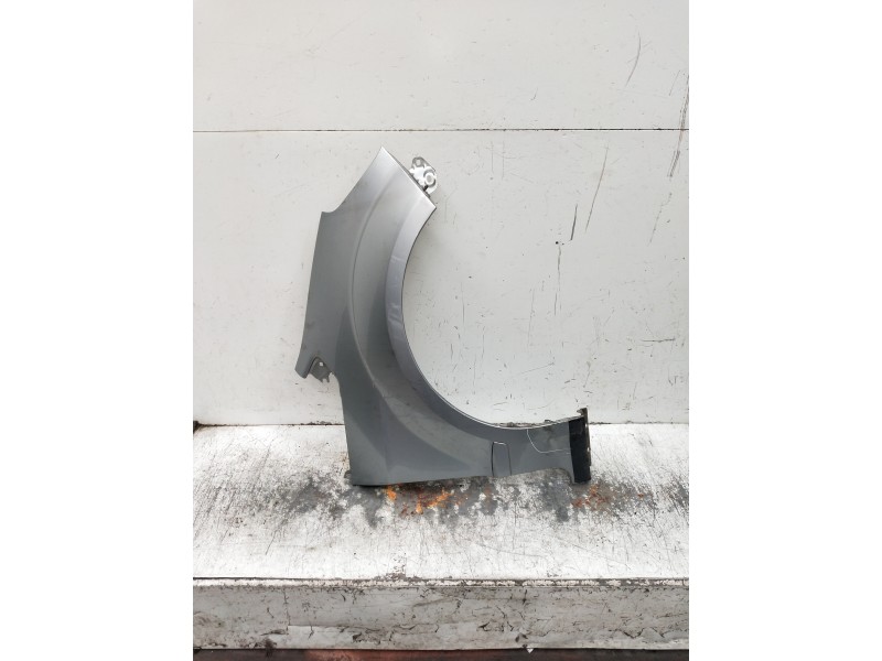 Recambio de aleta delantera derecha para ford galaxy (ca1) ghia referencia OEM IAM   